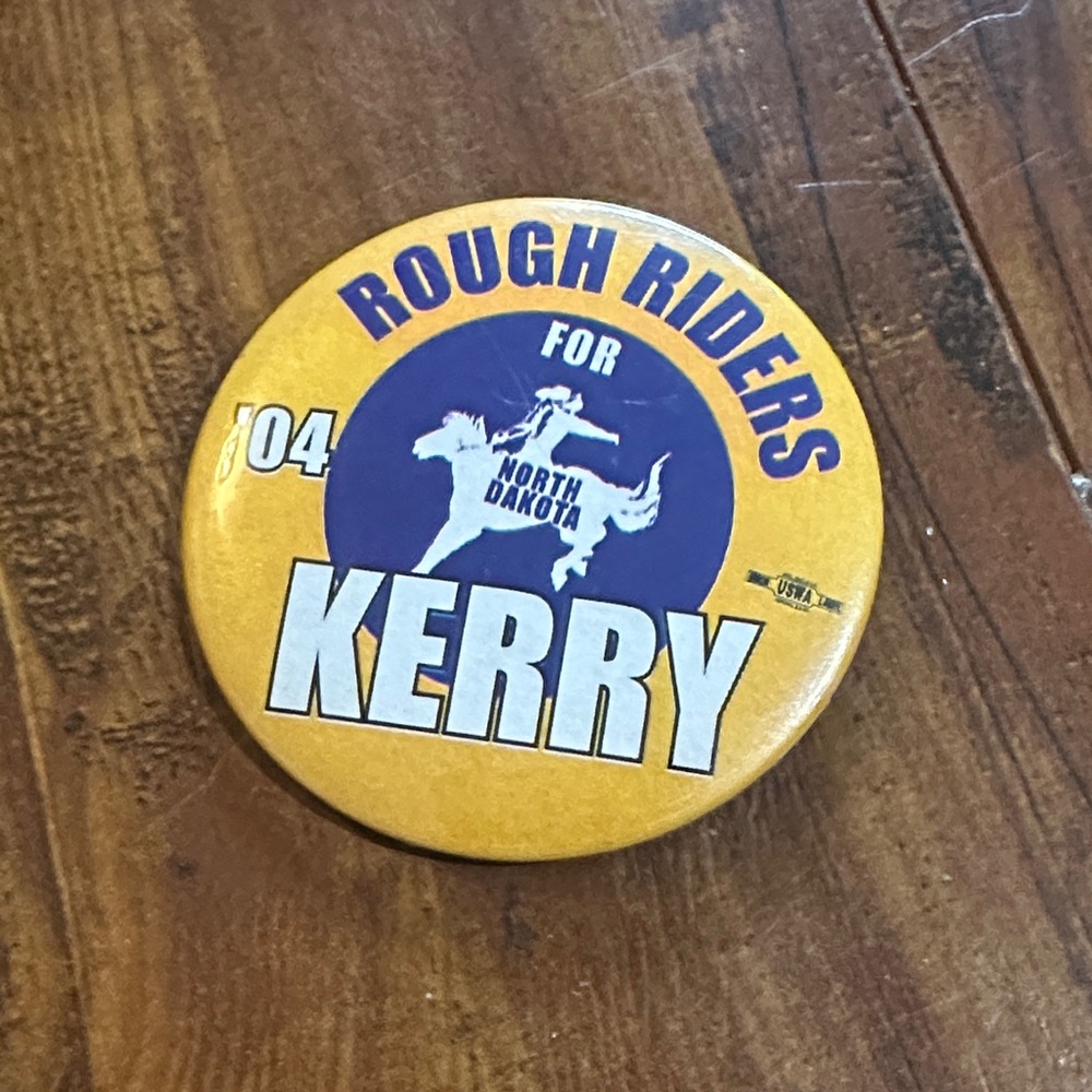 2004 John Kerry Campaign Pin Rough Riders Political‎ Button by Tigereye